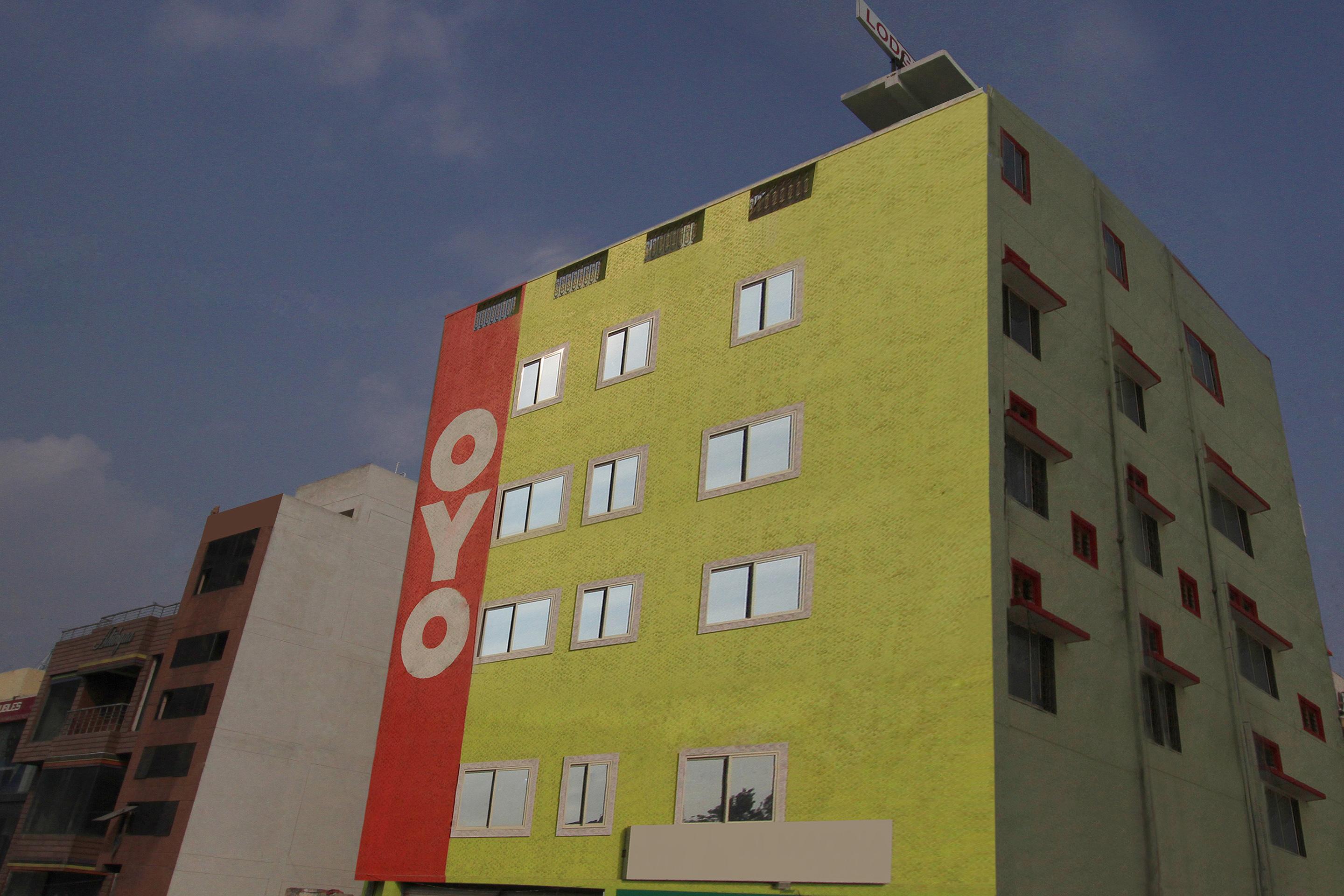 Oyo Hotel Blue Inn Bangalore Exterior photo